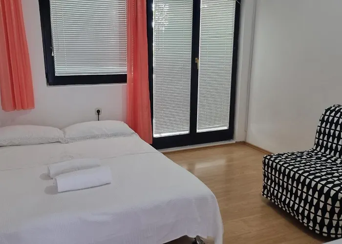 Mari 아파트 Kruševo